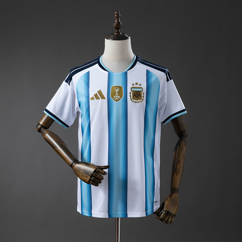CAMISA DA SELEÇÃO DA ARGENTINA 26/27 AZUL E BRANCO